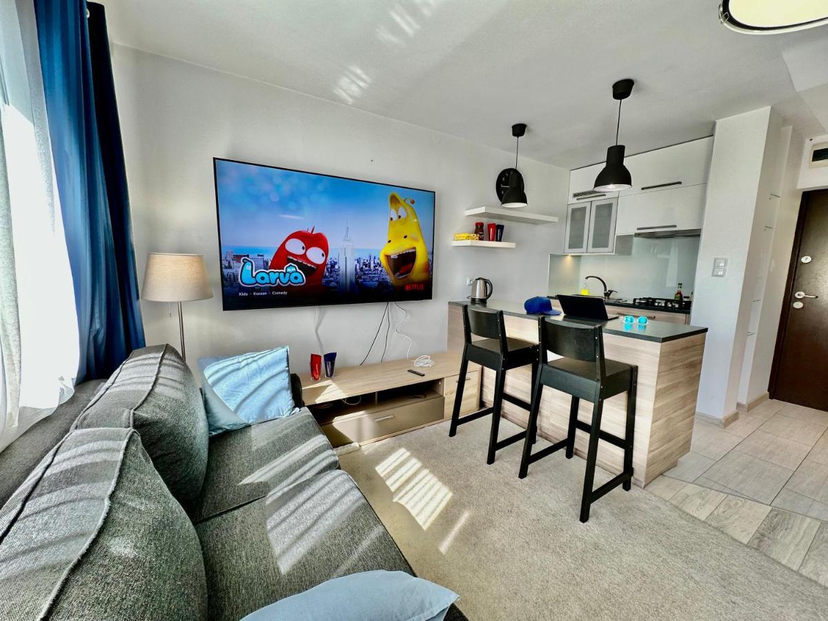 Apartamento Neon 2 - Fast Wifi 70'Tv Netflix Hbo Max Appletv+ Varsovia Exterior foto