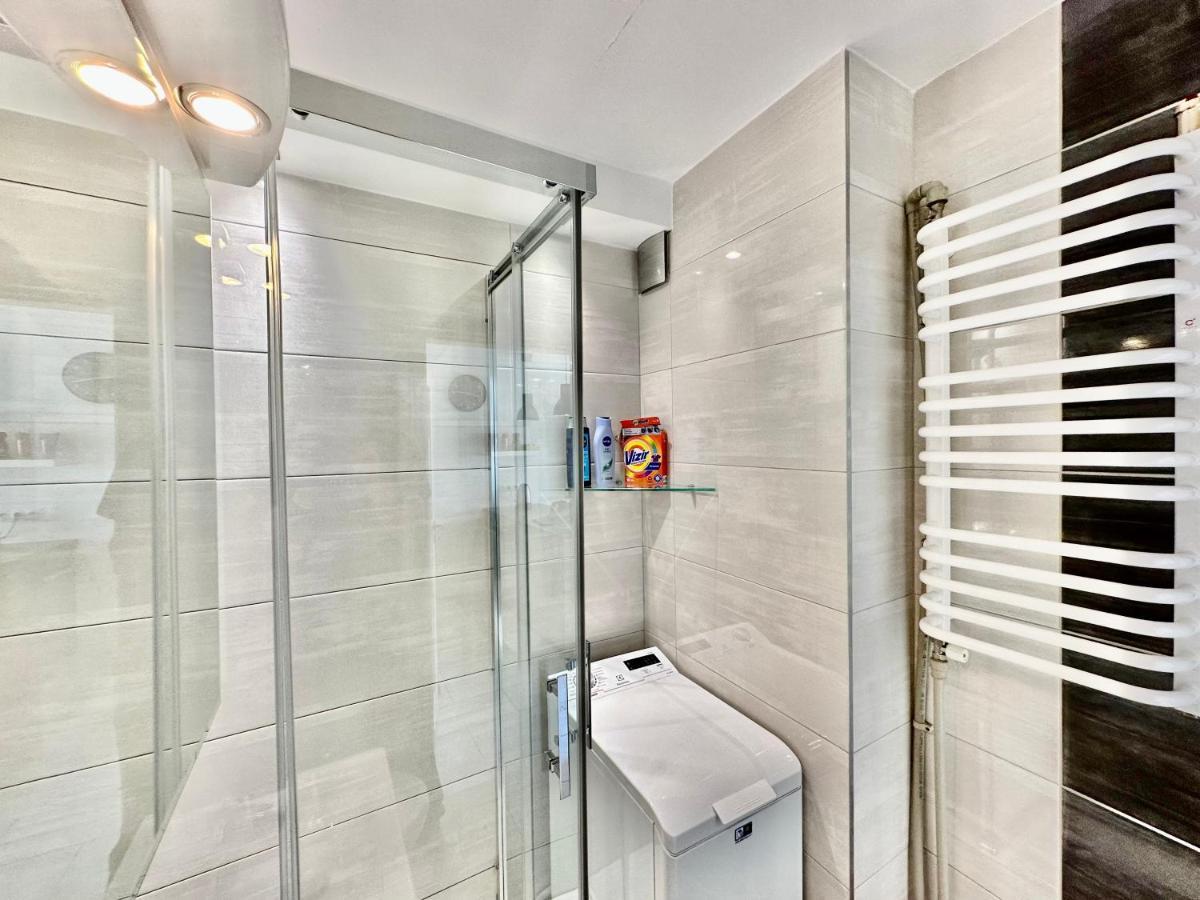 Apartamento Neon 2 - Fast Wifi 70'Tv Netflix Hbo Max Appletv+ Varsovia Exterior foto