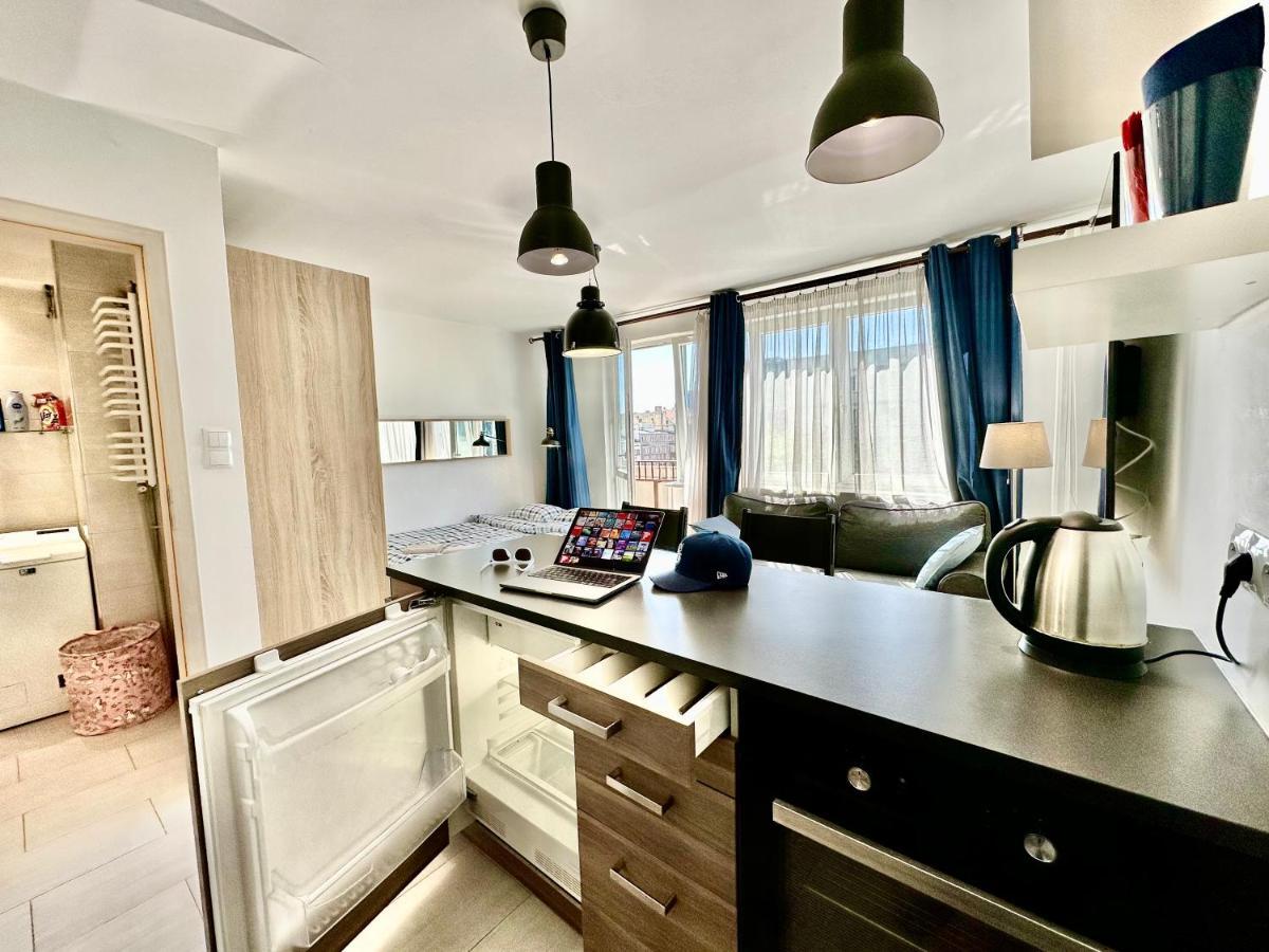 Apartamento Neon 2 - Fast Wifi 70'Tv Netflix Hbo Max Appletv+ Varsovia Exterior foto